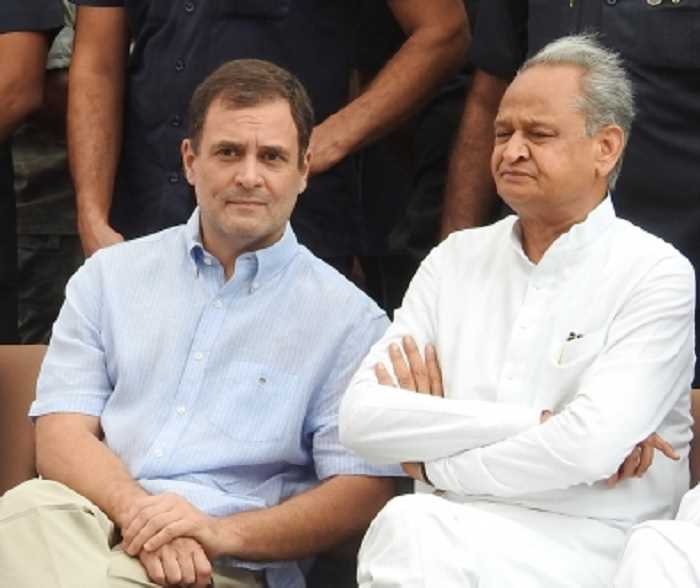 राहुल पर कार्रवाई पर कांग्रेस नेता बोले : यह समय काले अध्याय में लिखा जाएगा